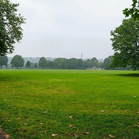 The Hidden Fishponds Gem * Μπρίστολ