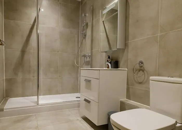 The Hidden Fishponds Gem Apartment